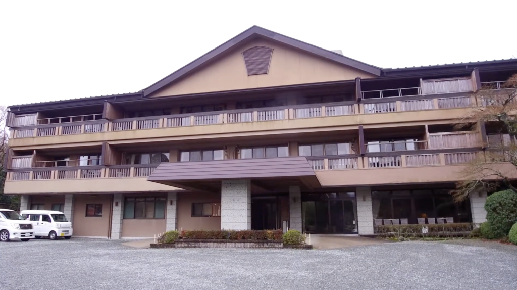 #10 仙石原を見下ろす創業150年の宿