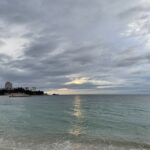 初めてのひとり旅、時間を忘れて海と風に包まれる